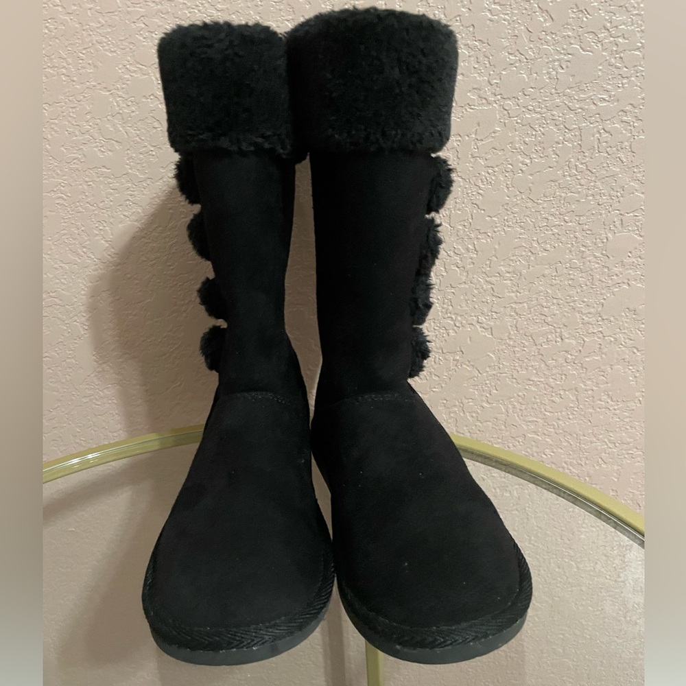 Black Kohl’s Girl Winter Boots